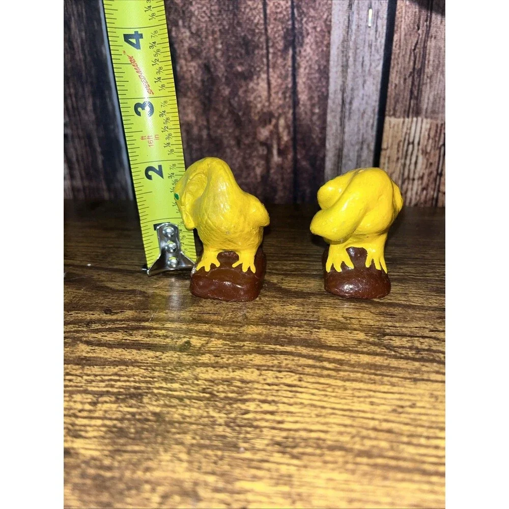 Vintage Hand Painted Ceramic Bird Salt And Pepper Shakers